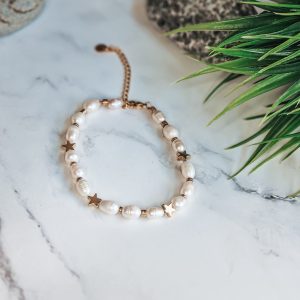 Pearls and stars bracelet