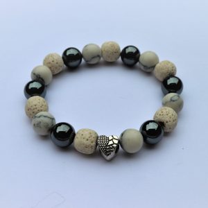 Heart mix of beads bracelet