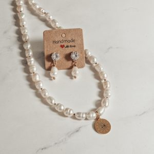 Pearl necklace with Devil eye pendant